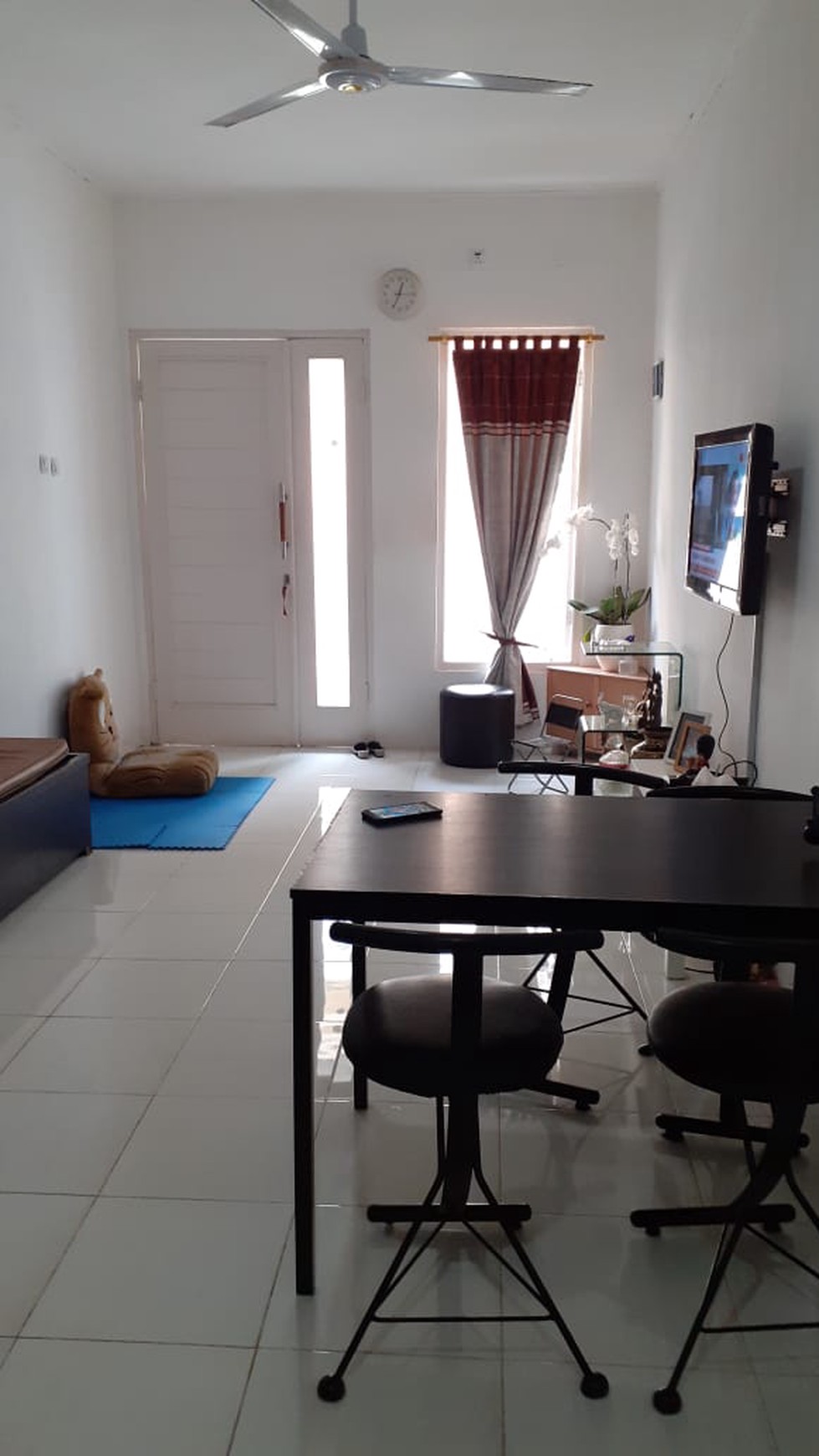 Rumah Bagus Di Komplek Perbanas, Pondok Aren Tangerang Selatan