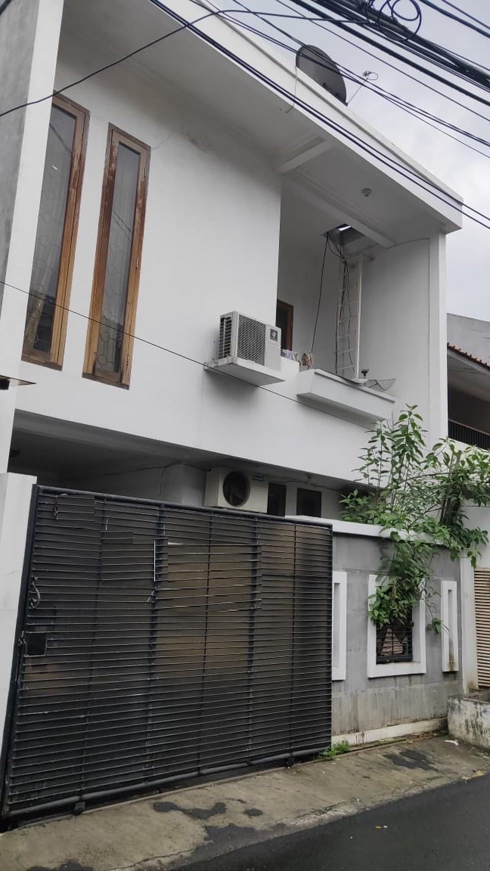 Lokasi aman, nyaman dan strategis