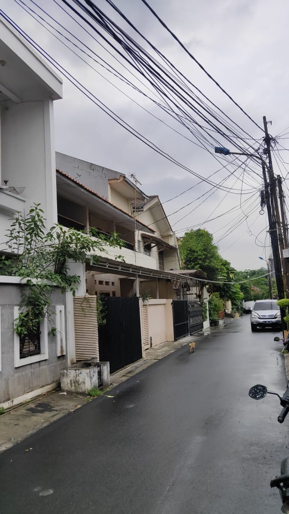 Lokasi aman, nyaman dan strategis