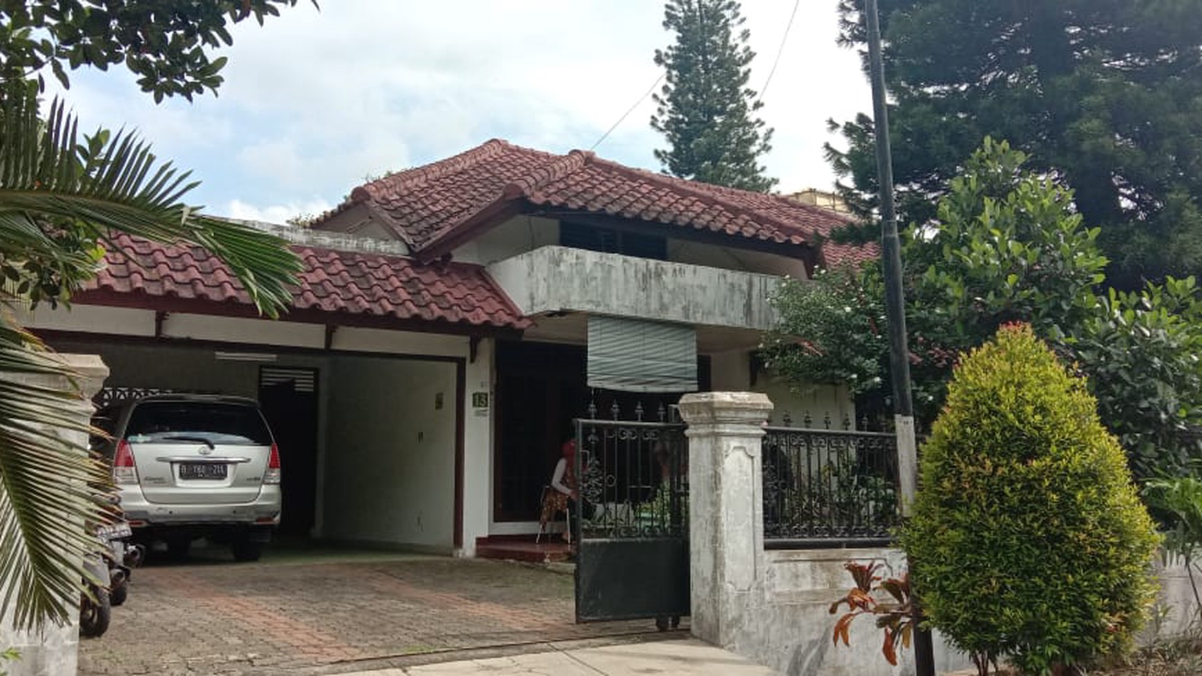 Rumah Apik Di Cinere, Lokasi Terdepan, Bebas Macet