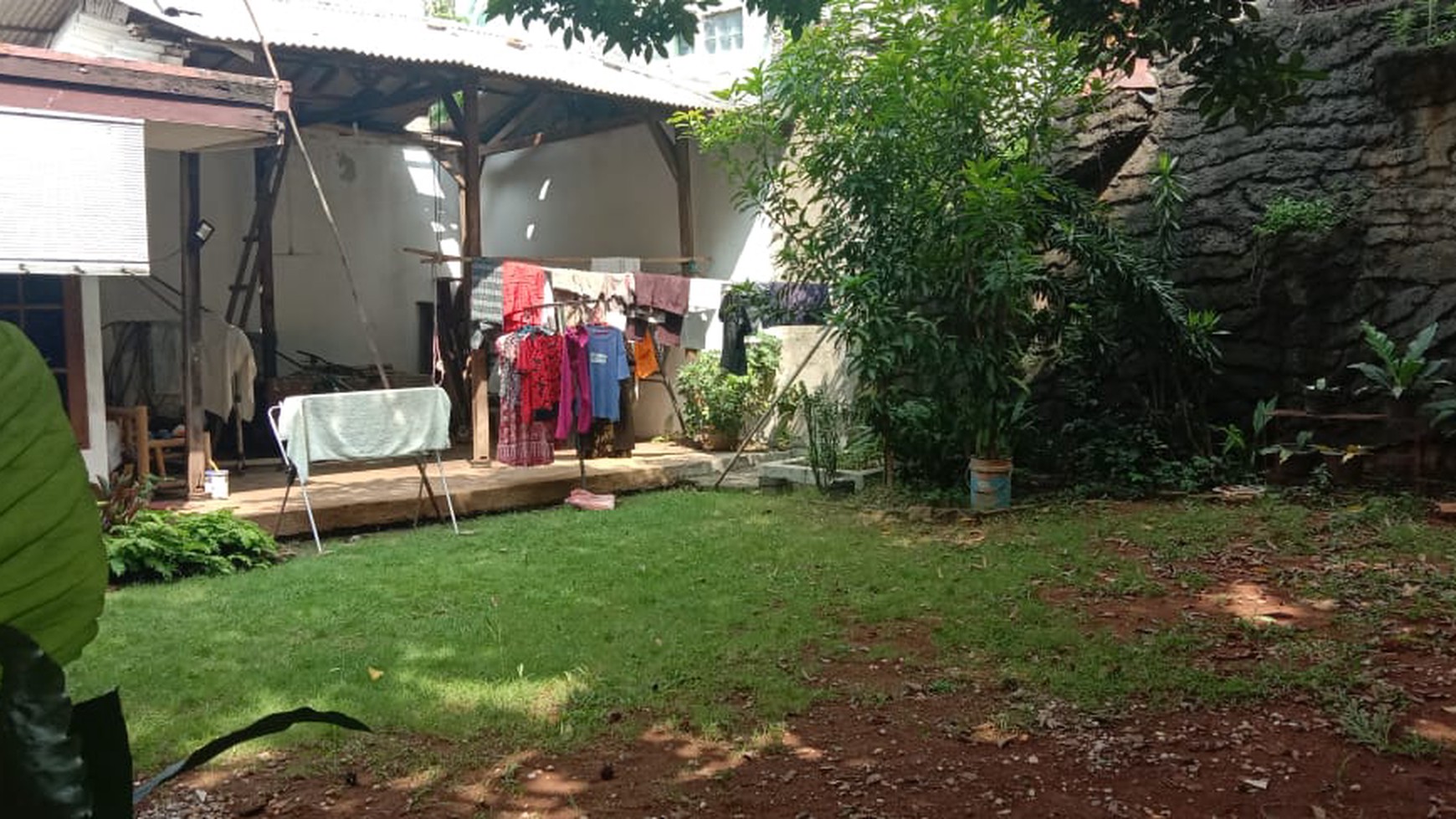 Rumah Apik Di Cinere, Lokasi Terdepan, Bebas Macet