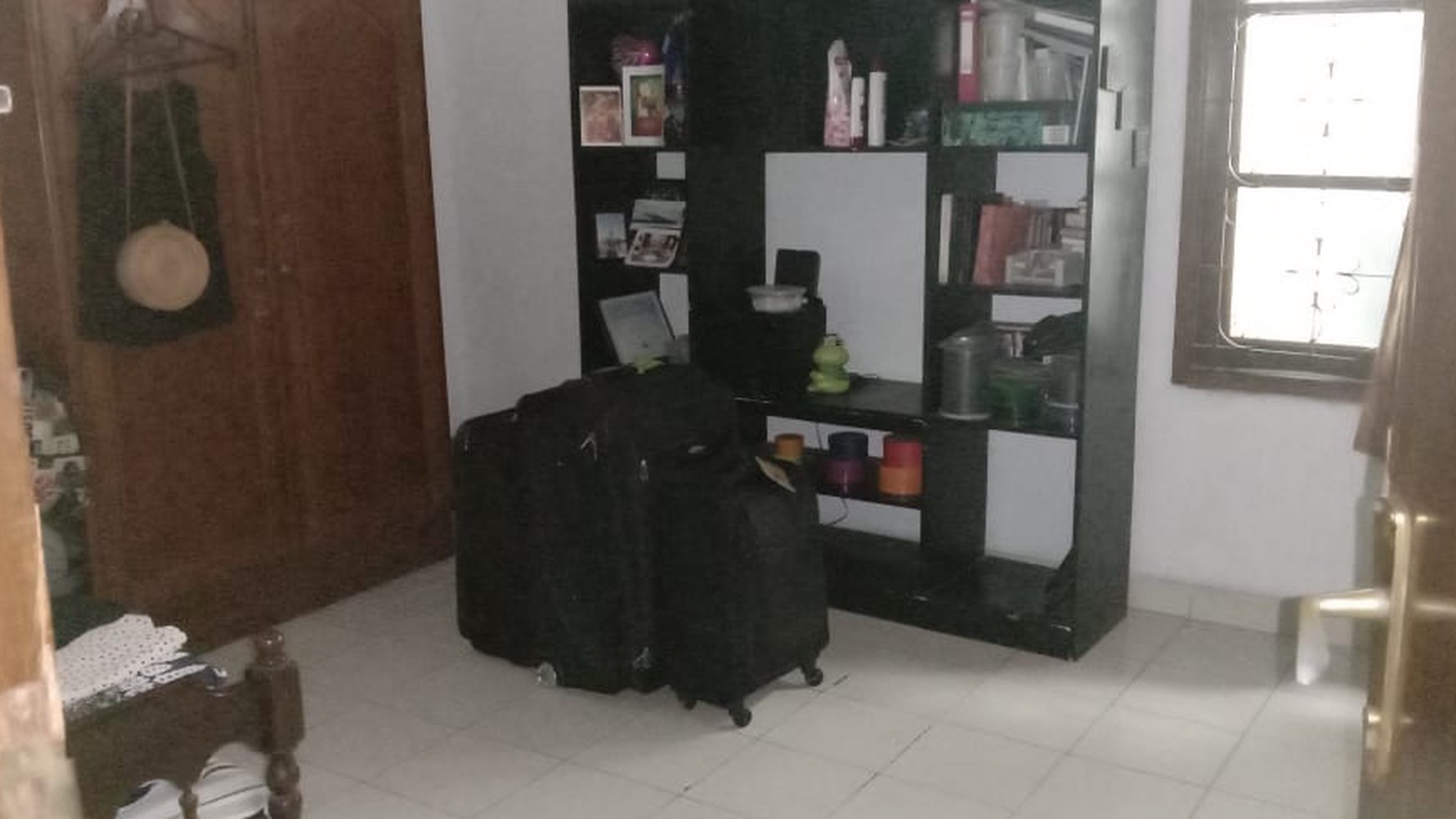 Rumah Apik Di Cinere, Lokasi Terdepan, Bebas Macet