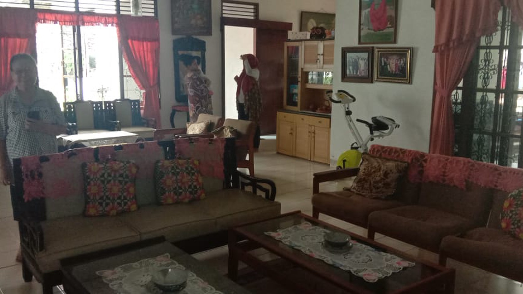 Rumah Apik Di Cinere, Lokasi Terdepan, Bebas Macet