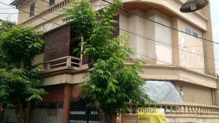 Rumah 1.5 lantai Jalan sono indah