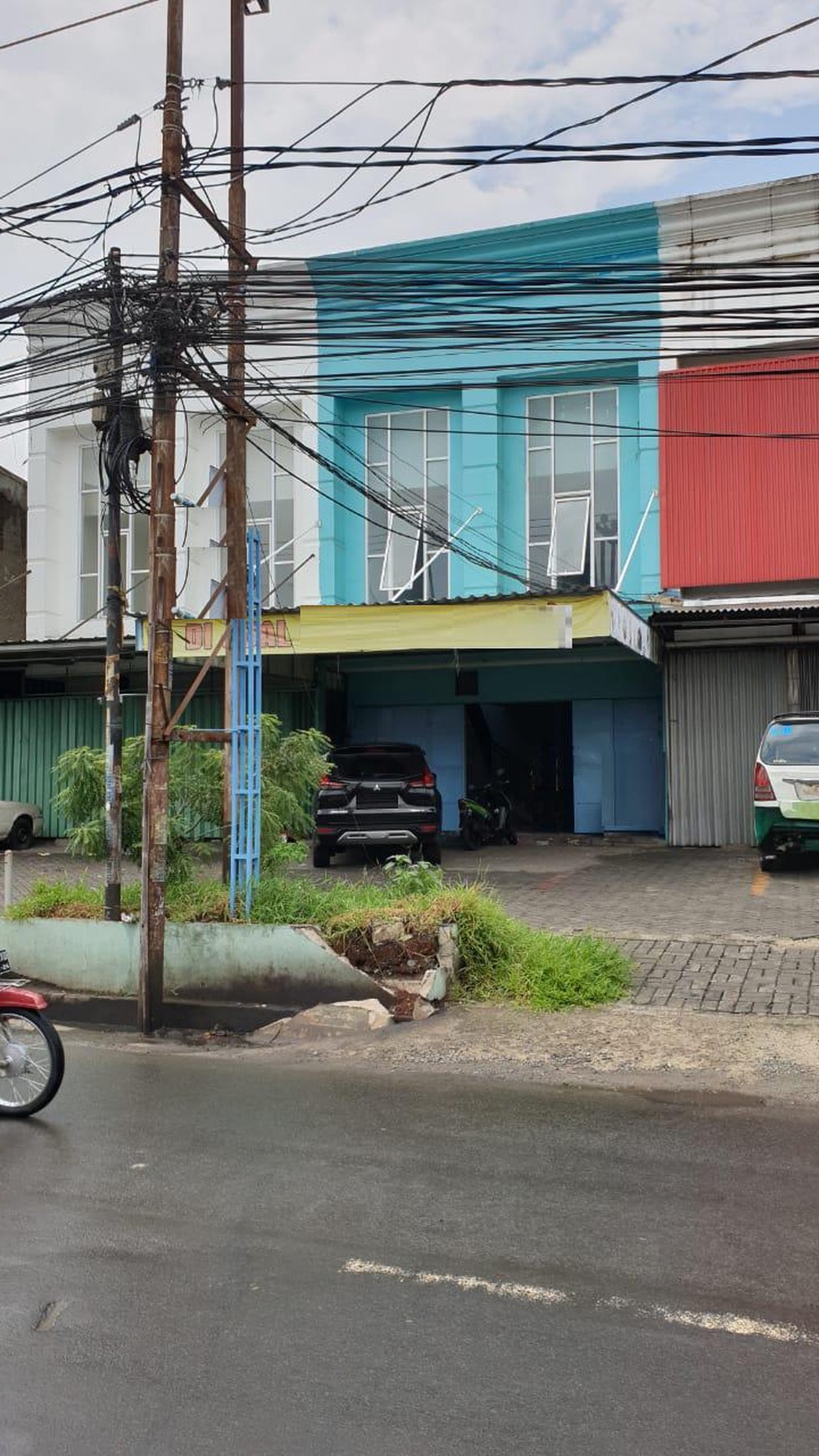Ruko strategis,cocok buka usaha di Pondok Ranji