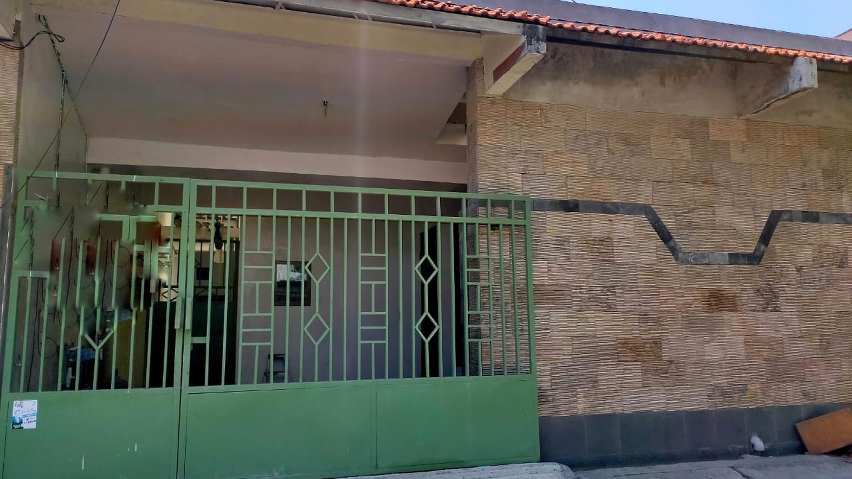 Rumah Ngagel Surabaya