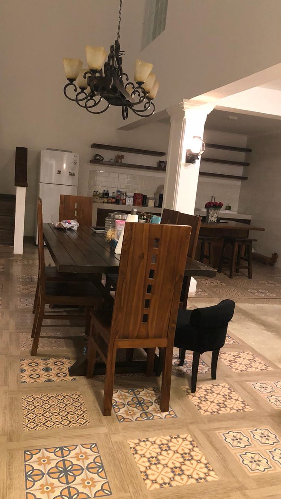 Rumah Cantik dan Siap huni di Kawasan Ciputat