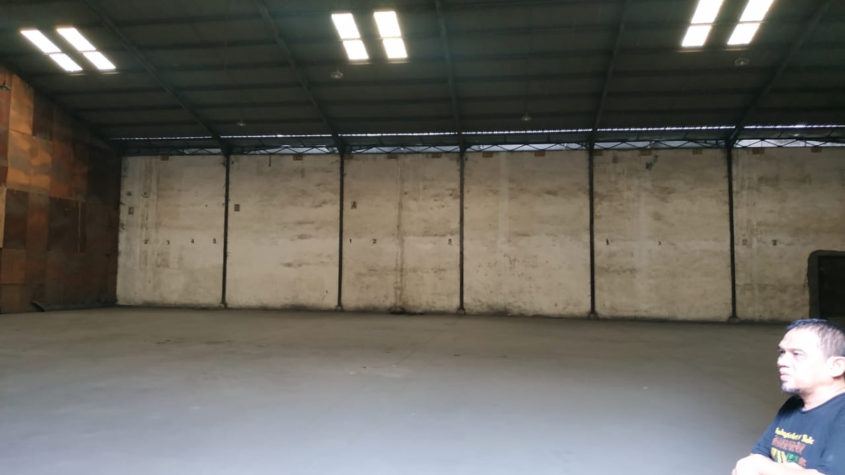 [ Gudang Disewa Ancol Barat 1, Luas 1080m2 ]