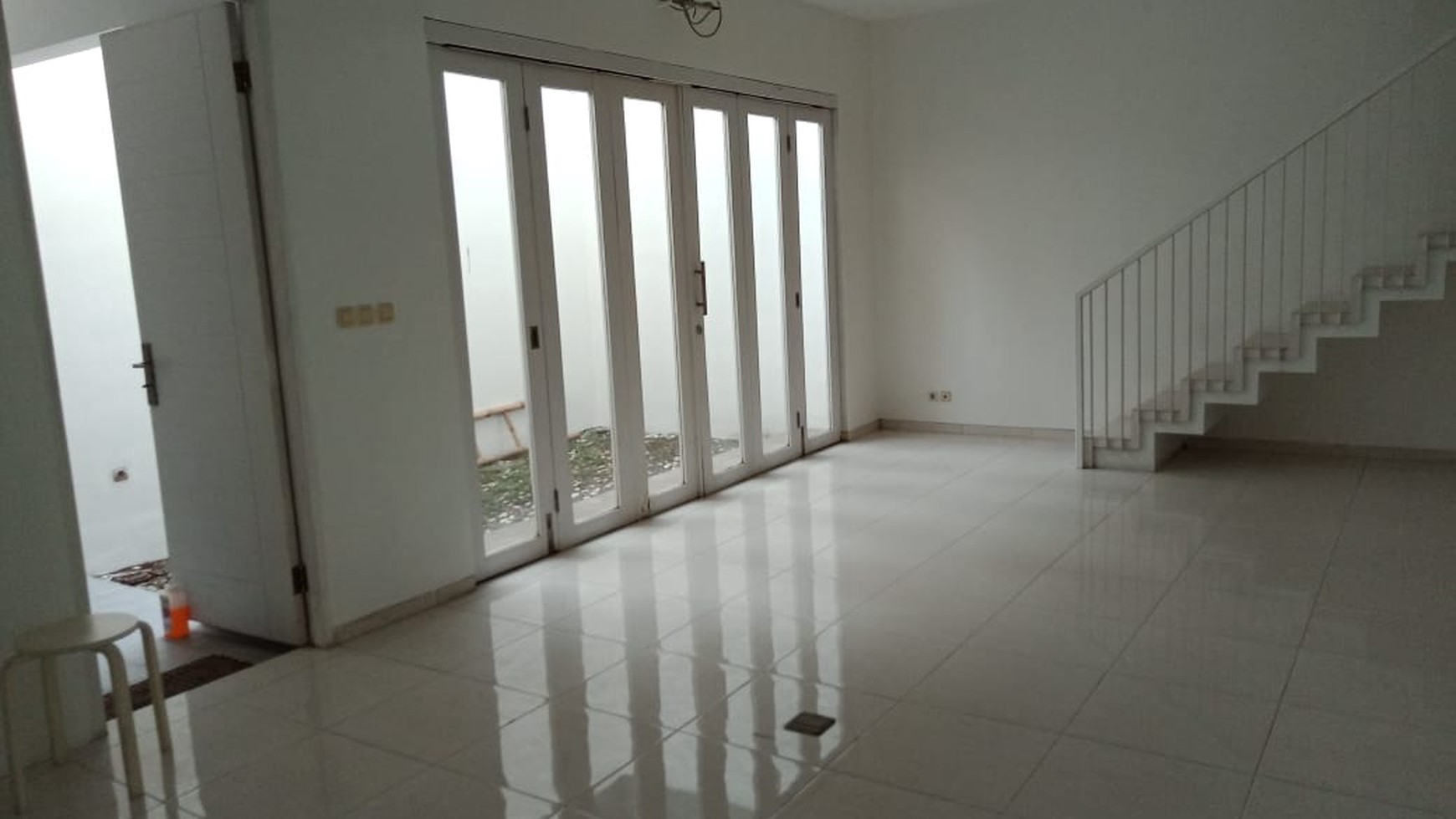 Rumah Anti Banjir lokasi Emerald