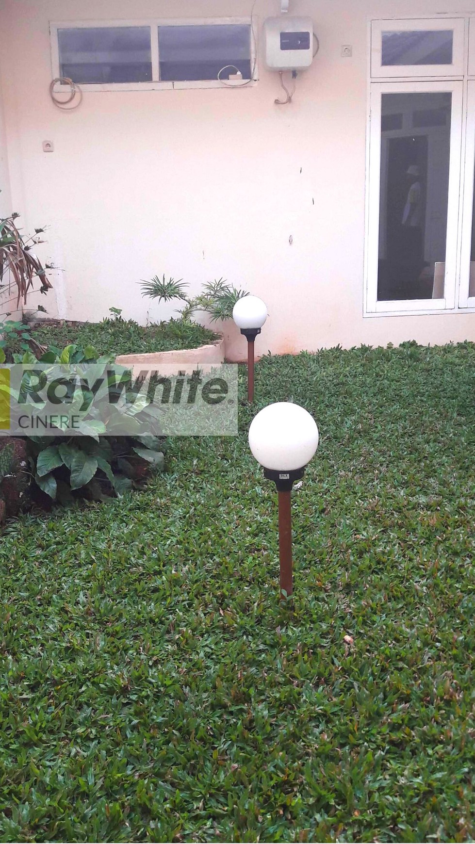 Rumah Terawat dengan Kondisi Bagus di Puri Cinere