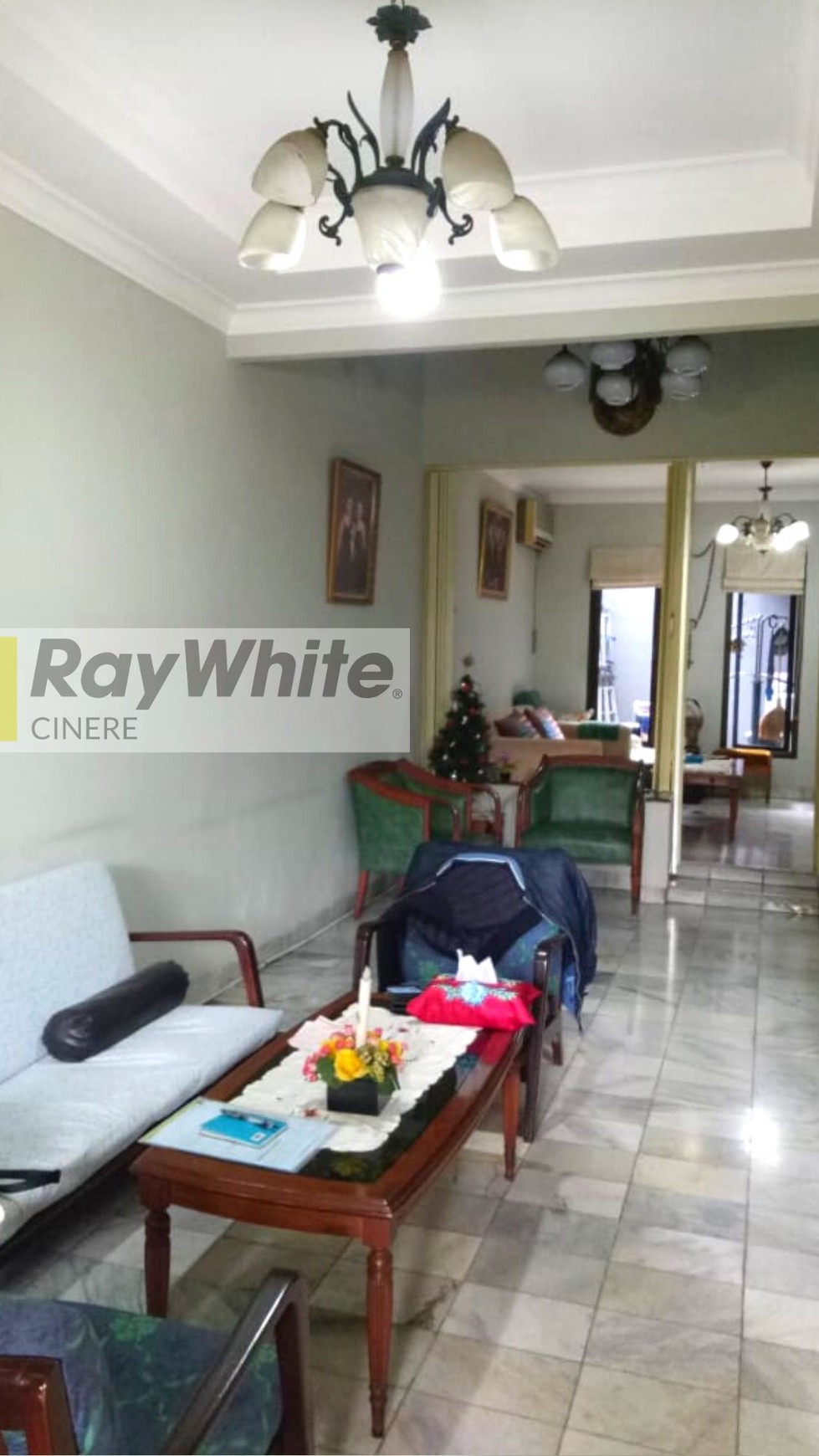 Rumah Modern Terawat di Blok K Cinere