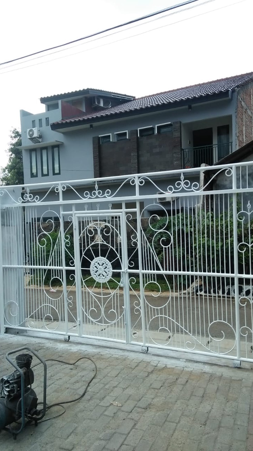 Rumah siap huni di pondok ranji
