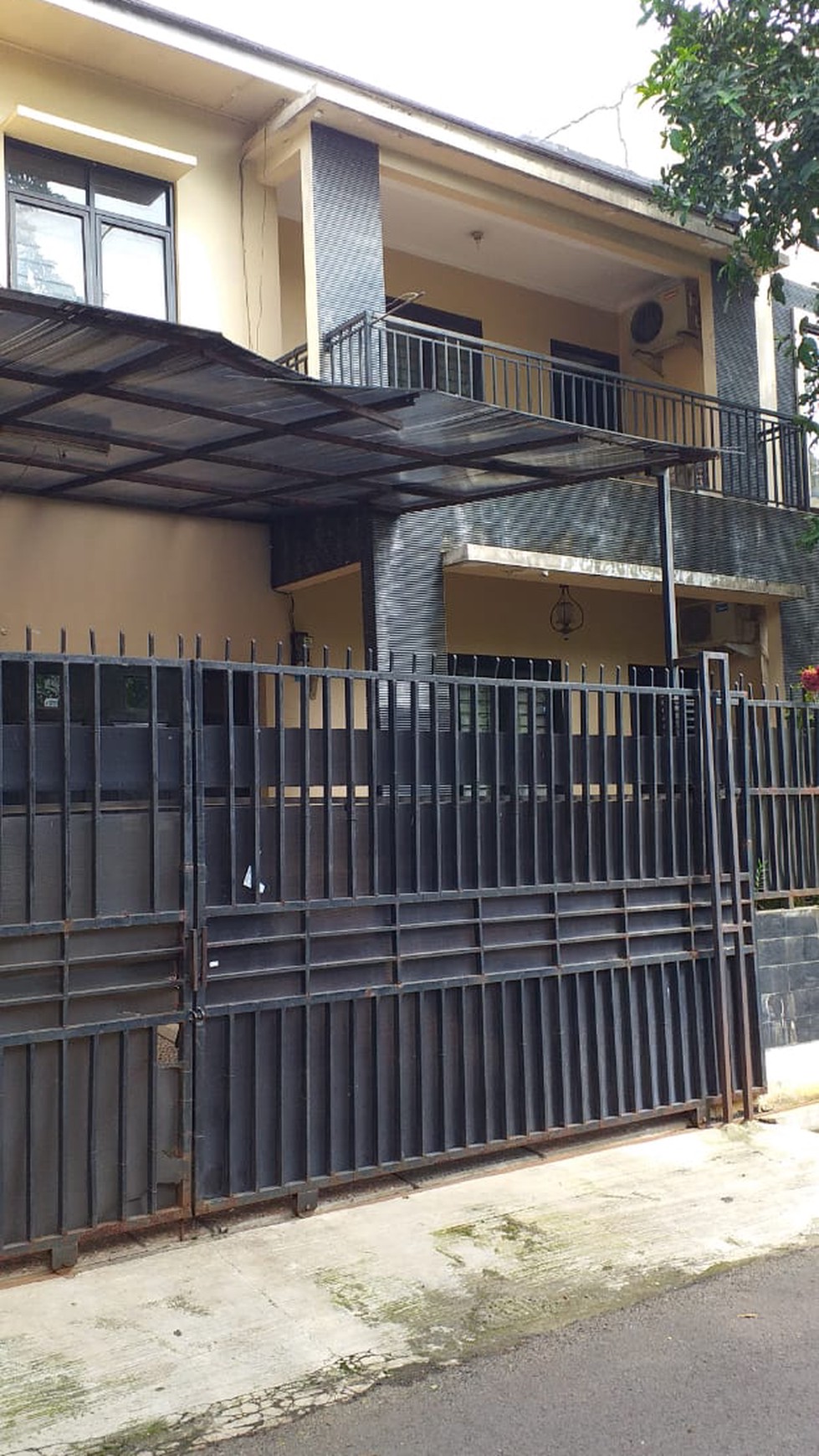 Rumah Siap Huni di Rempoa Jakarta Selatan