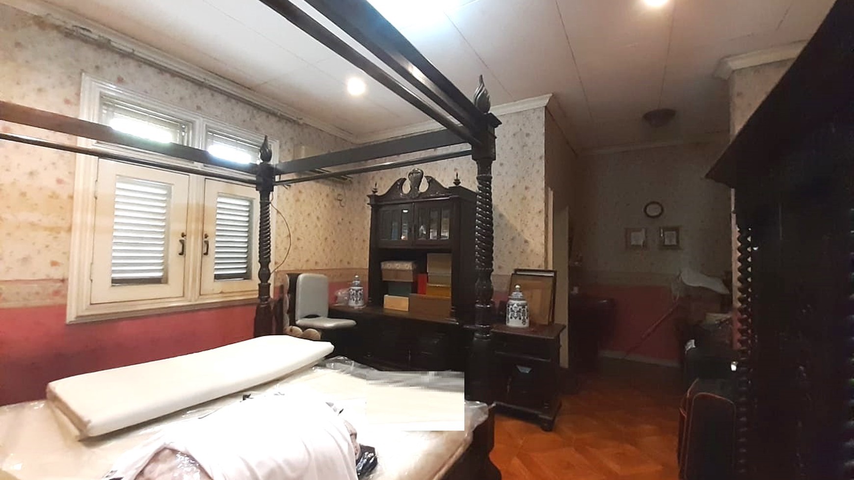 Rumah LUX esklusive di rempoa jakarta selatan