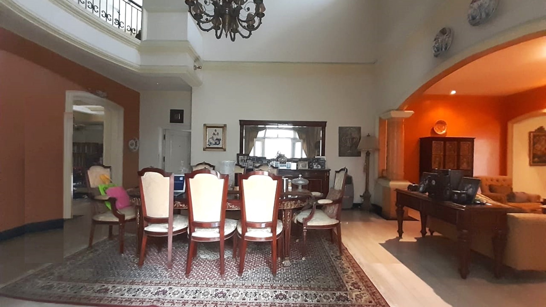 Rumah LUX esklusive di rempoa jakarta selatan