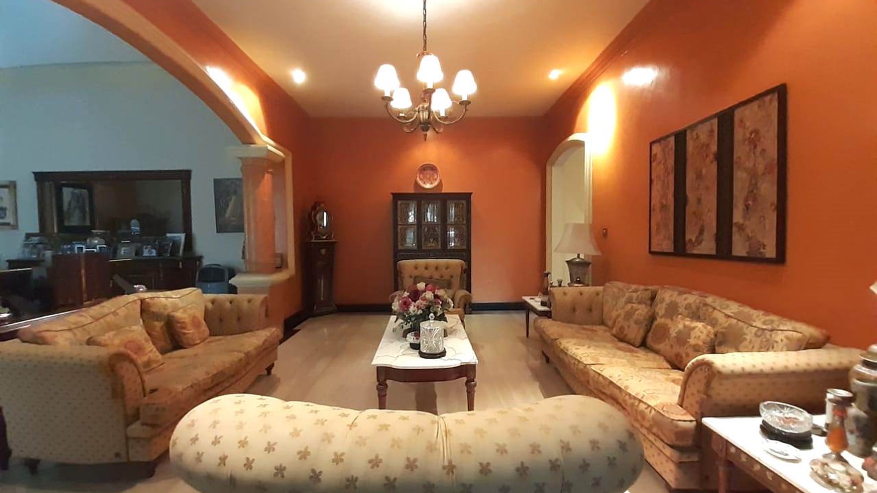 Rumah LUX esklusive di rempoa jakarta selatan