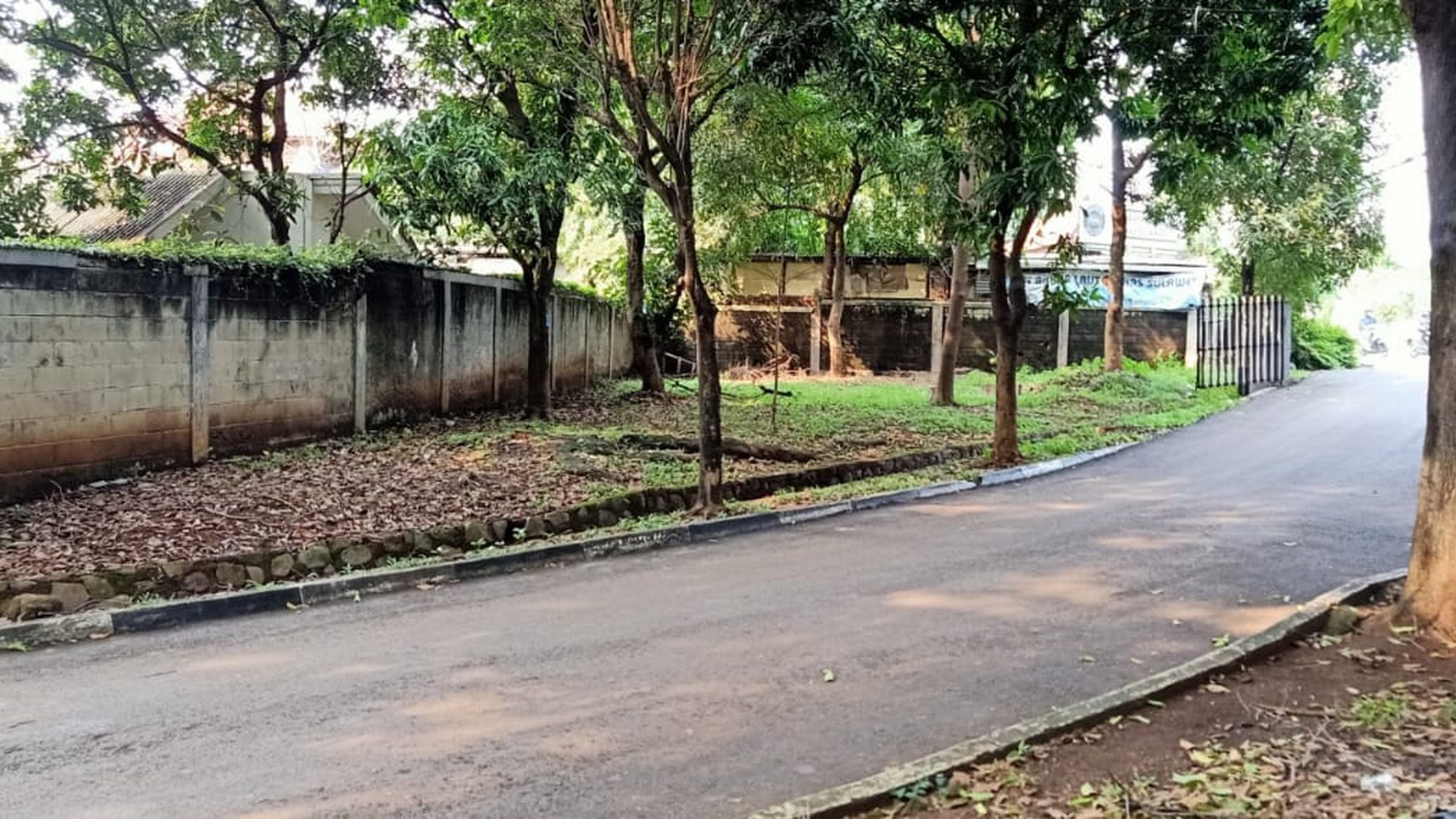 Rumah asri lokasi startegis di jl Fatmawati