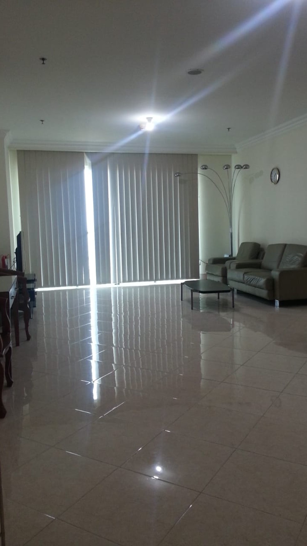 Jual Apartemen di ITC Permata Hijau Unit Bagus... JUAL / SEWA