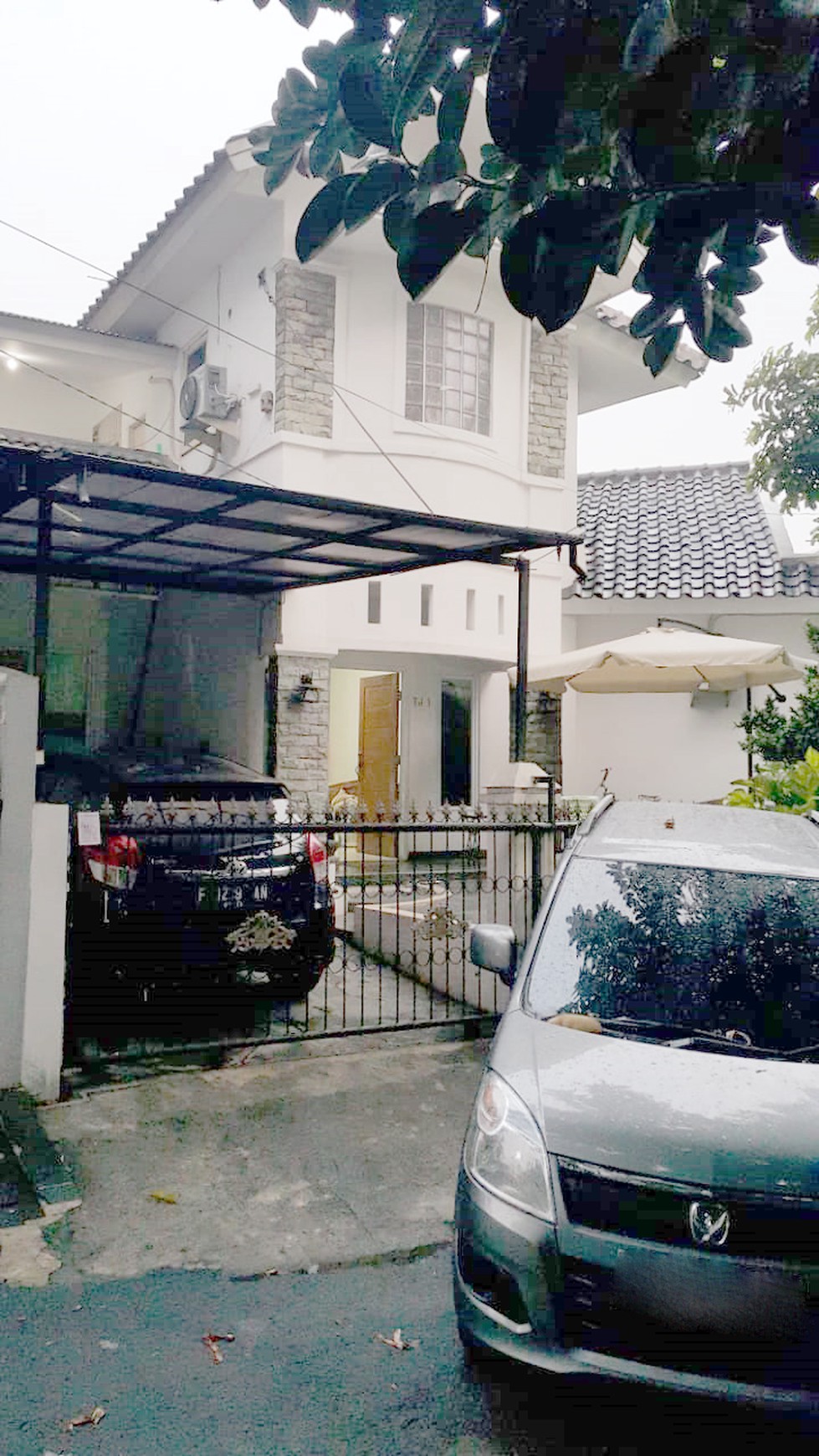 Rumah Siap Huni dan memiliki design unik di Bumi Bintaro Permai