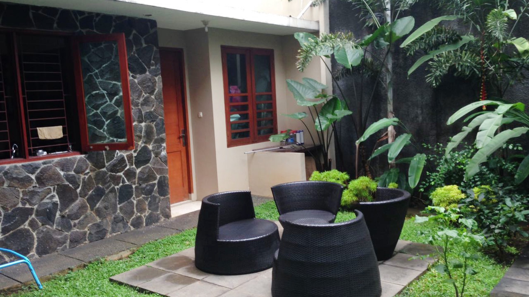 Rumah cantik dengan halaman belakang di Taman Bukit Permai Residence