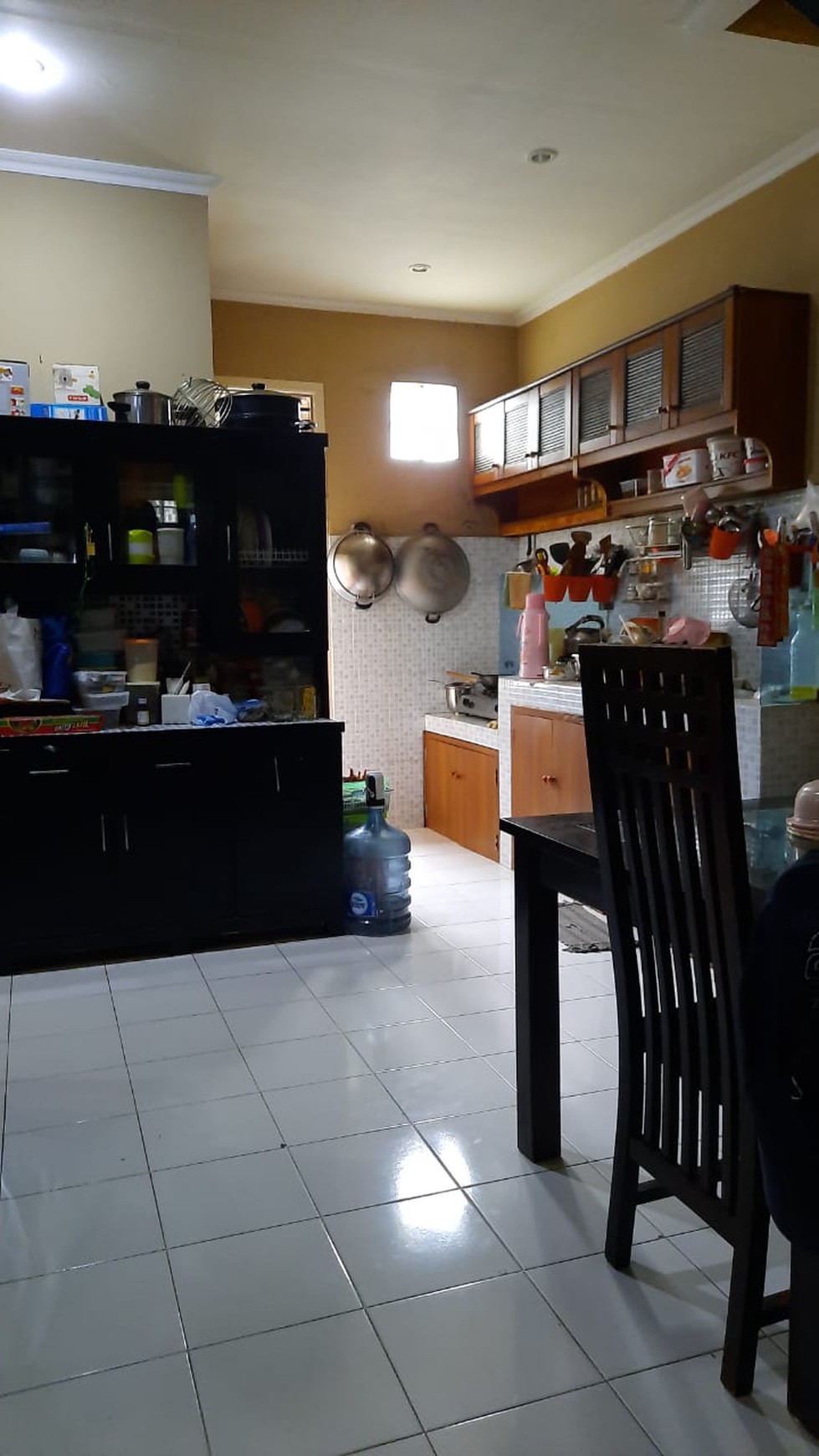 Rumah Lokasi Strategis, Dalam Cluster, dan Hunian Nyaman @Cornelia, Graha Raya