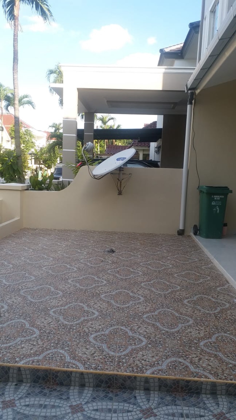 Disewa Rumah Di JL. Gn. Putri - Taman Bromo - Lippo Karawaci - Tangerang