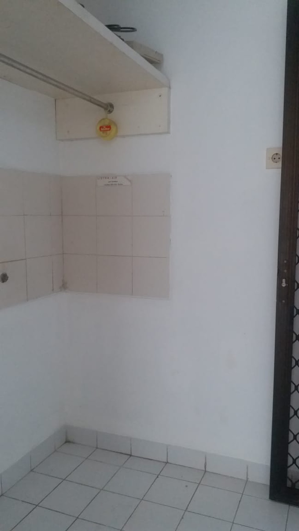 Disewa Rumah Di JL. Gn. Putri - Taman Bromo - Lippo Karawaci - Tangerang