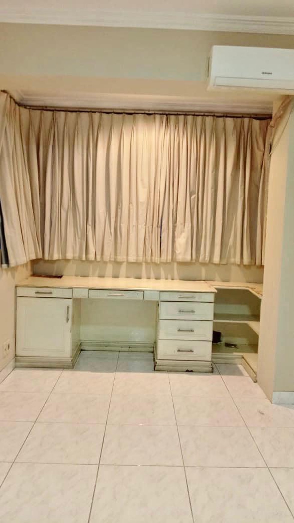 Lokasi strategis dan Prestisus