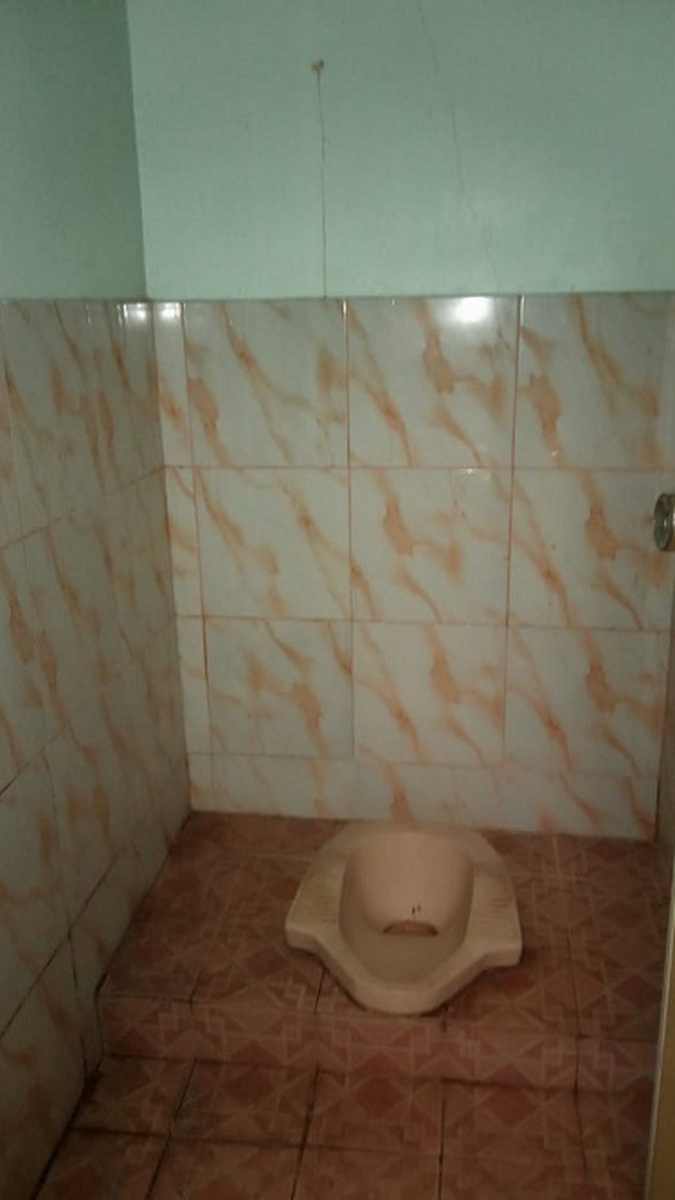 Rumah Di JL. Vanda - Palem Smei - Karawaci Tangerang