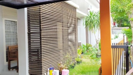 HOSALE! Rumah cantik dan Murah dengan taman di cluster Bintaro Sektor 9