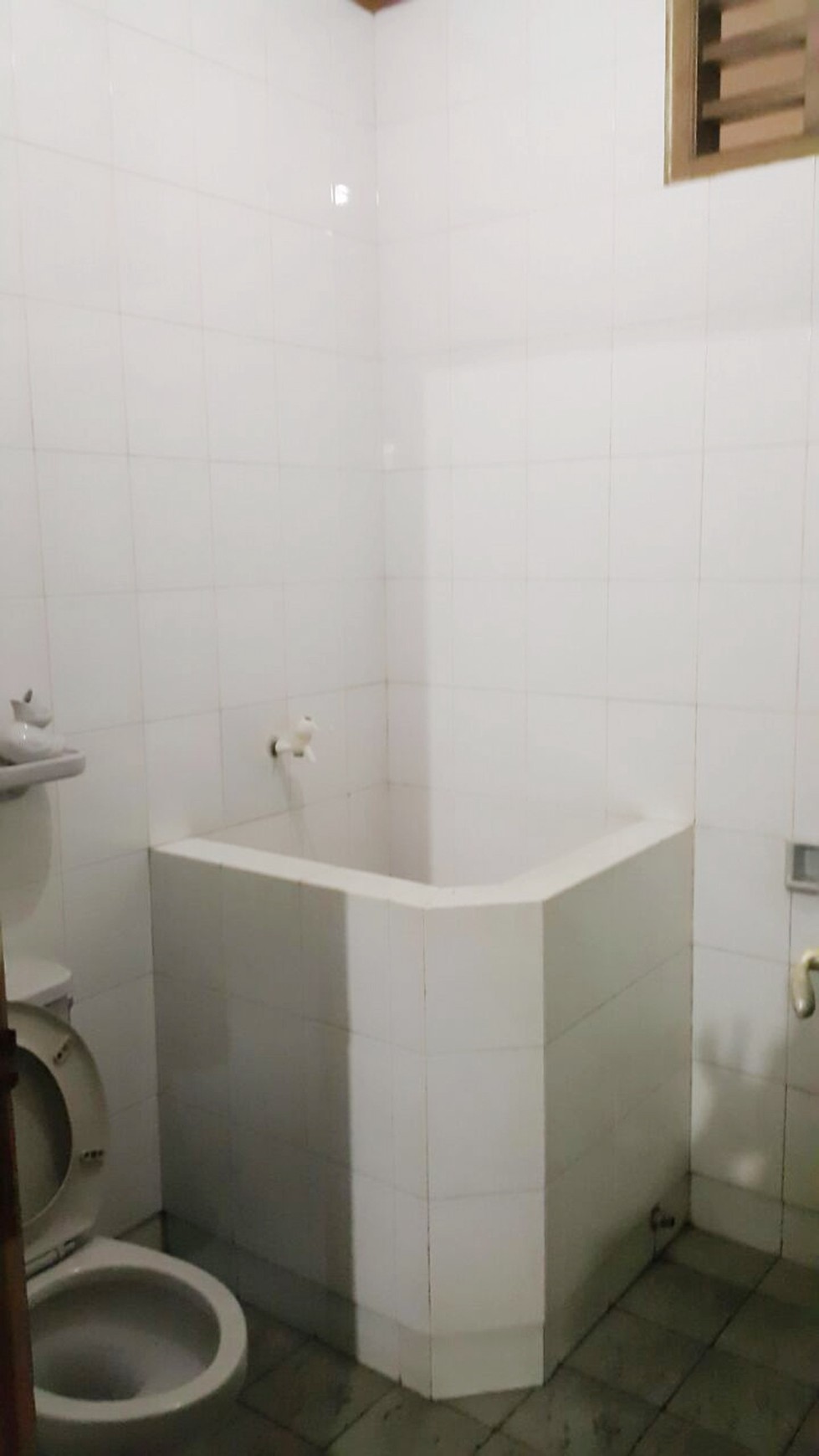 Rumah Murah dan Klasik di kawasan Bintaro, Jakarta Selatan