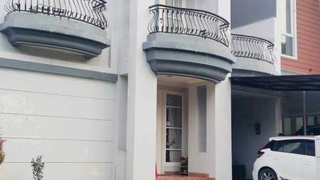 Rumah Siap Huni dengan arsitektur unik di cluster Puri Bintaro