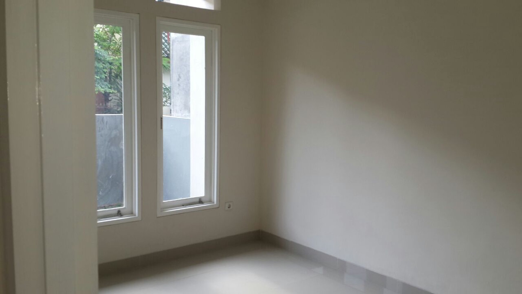 HOTSALE! Rumah baru dan murah di dalam cluster Bintaro Jaya sektor 9