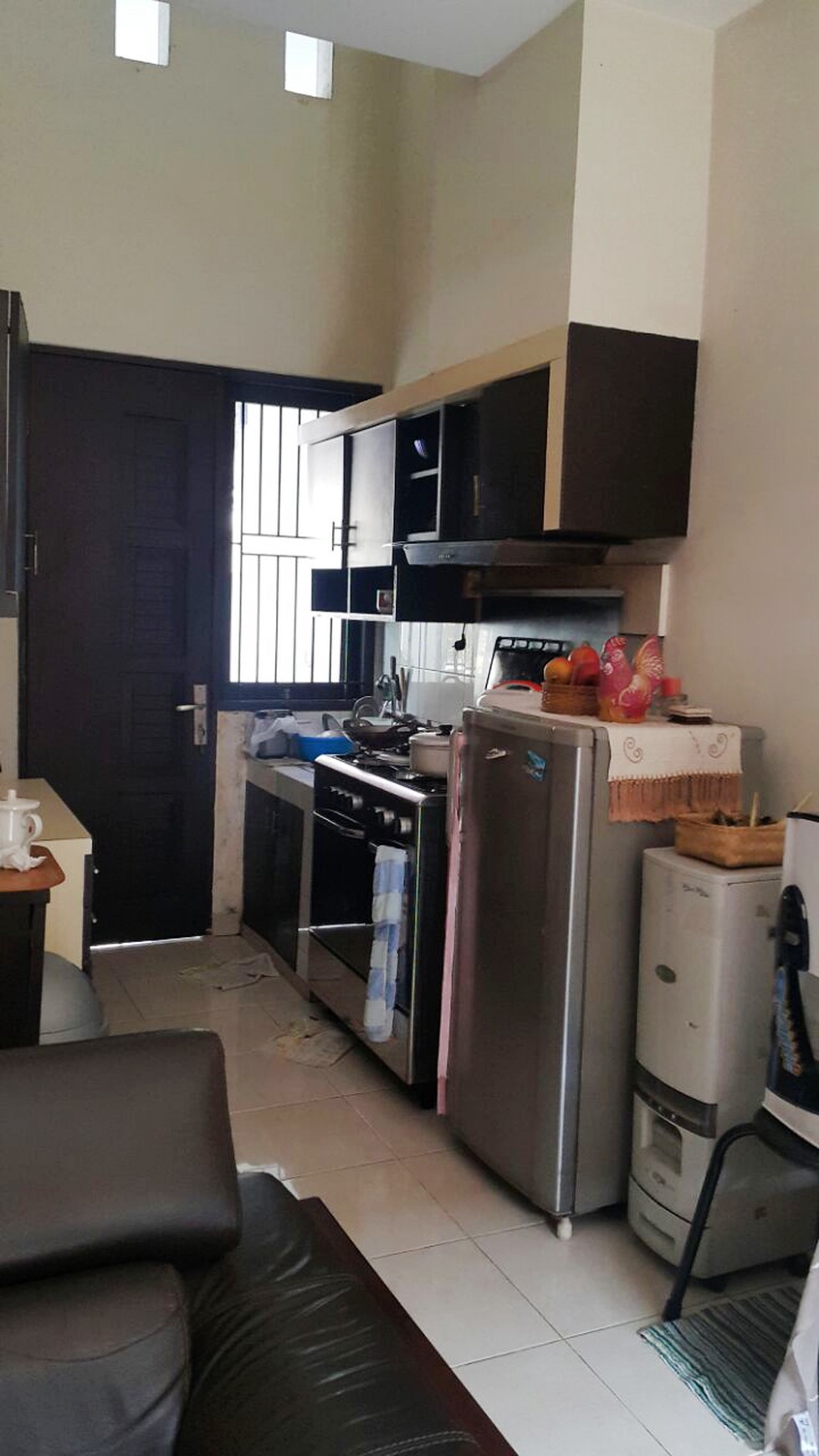 Rumah Cantik dengan halaman belakang di Pesona Bukit Bintaro