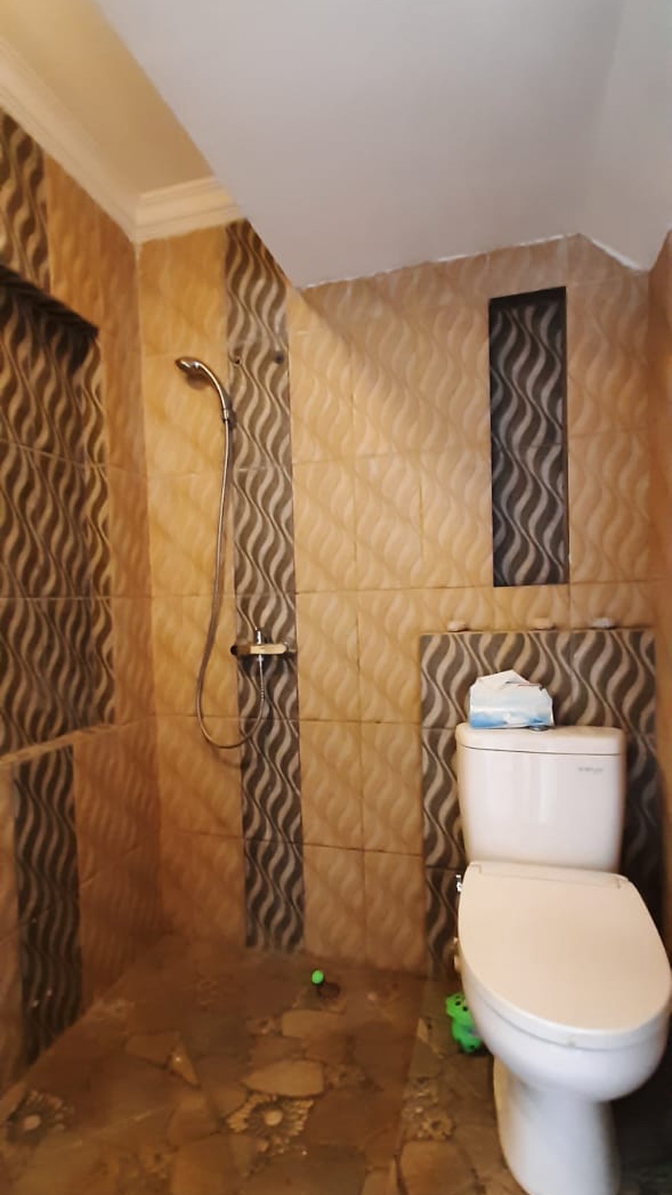 Rumah cantik, brand new di bintaro pesanggrahan