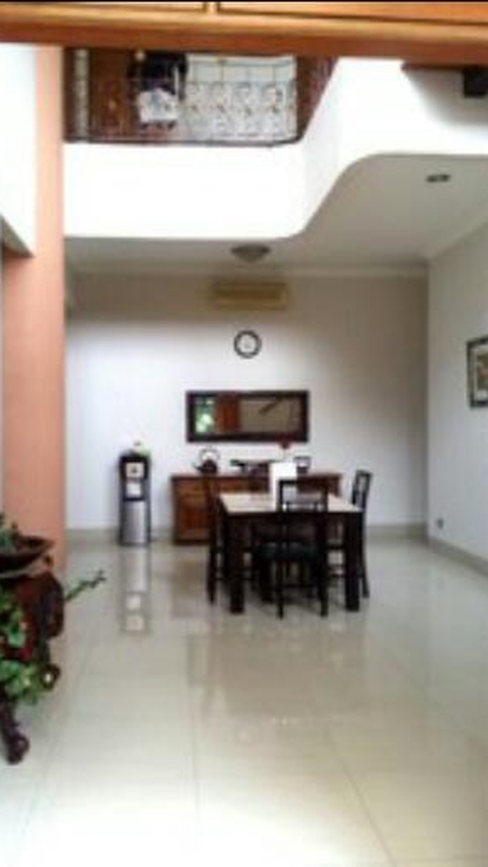 Disewakan rumah asri dan bagus di kemang