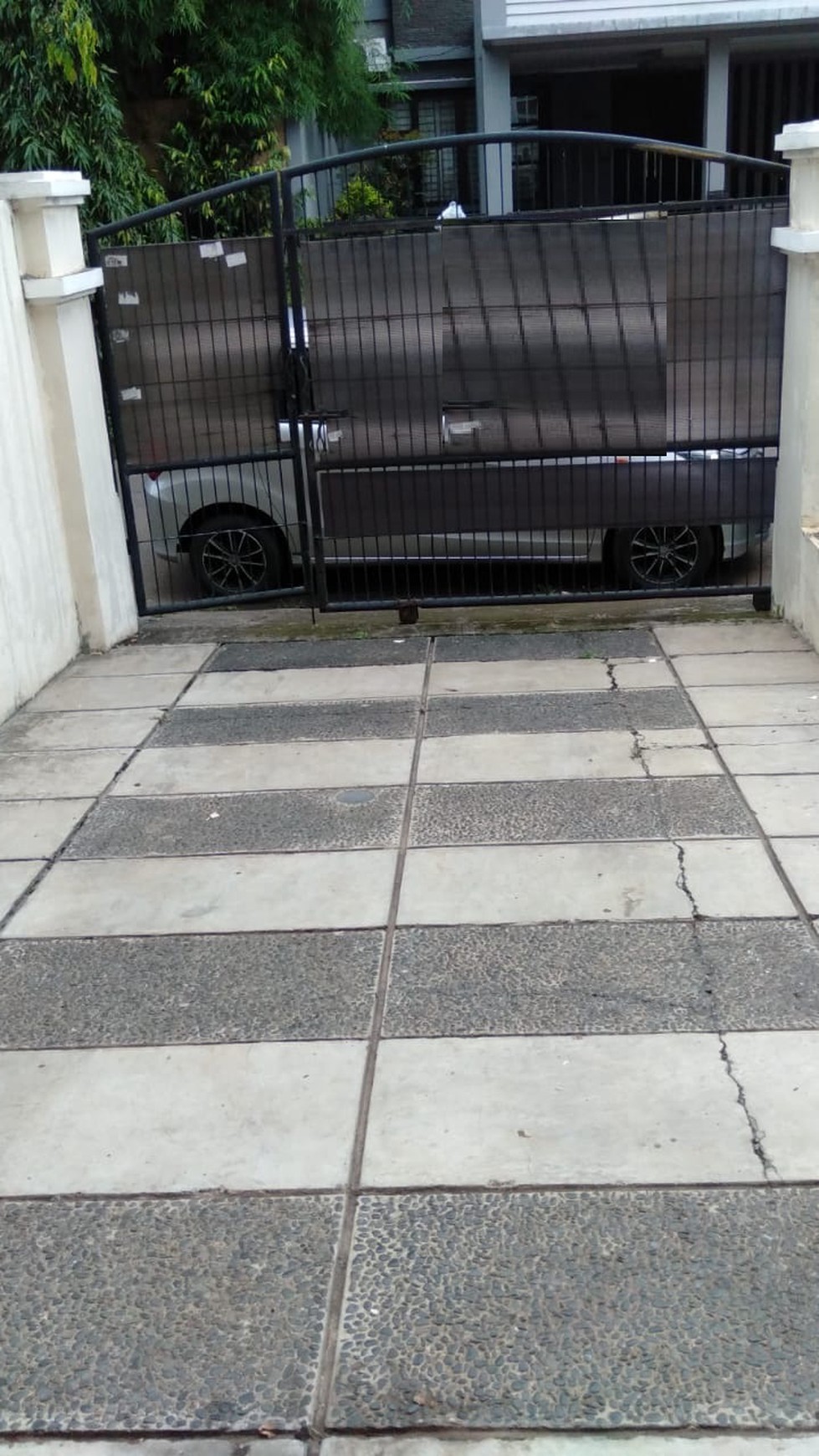 Rumah siap huni di BSD