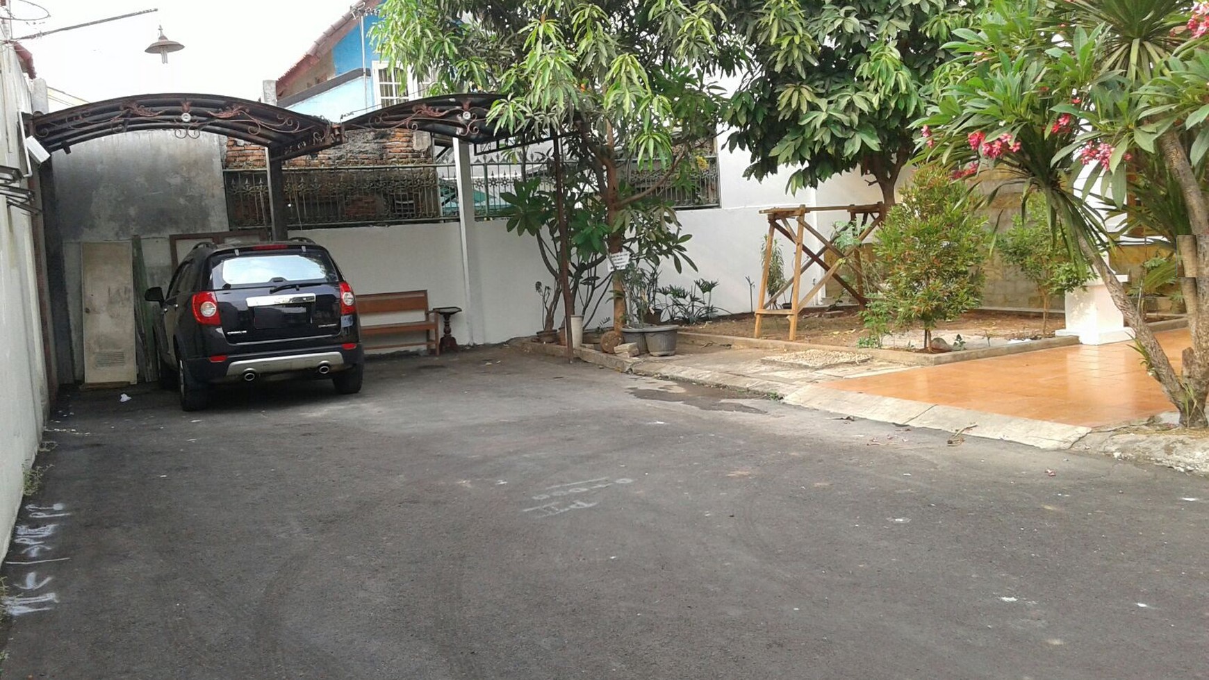 Rumah siap huni di Serpong