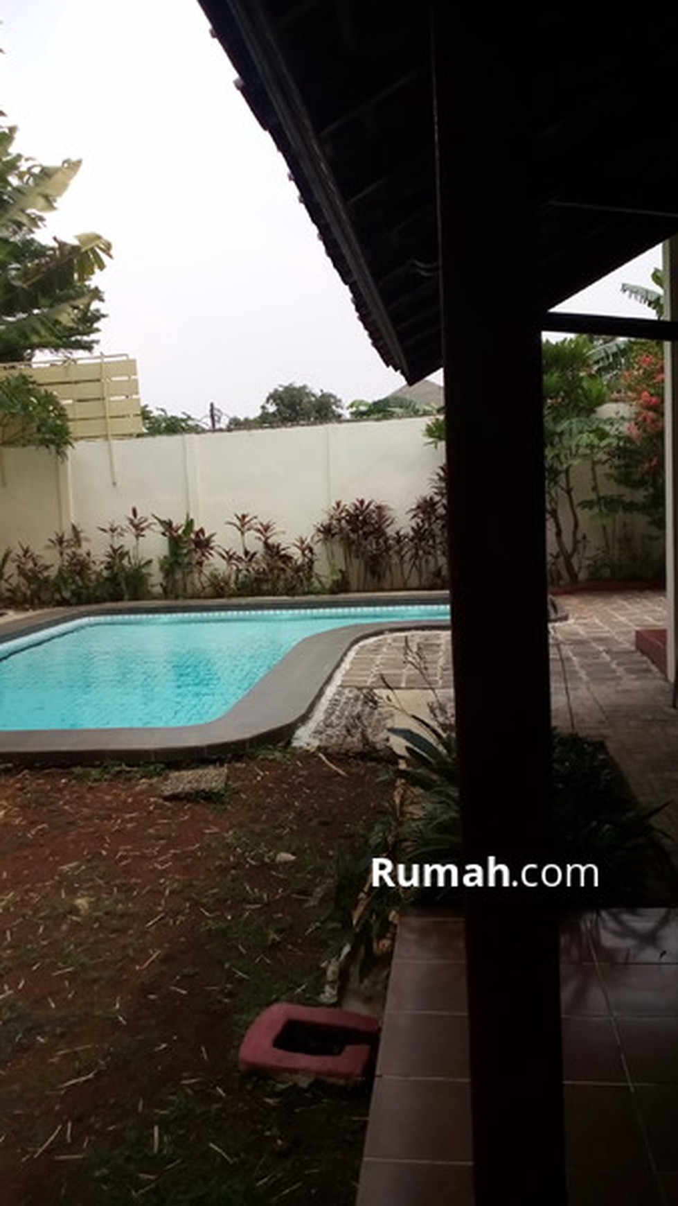 Disewakan rumah di jl benda atas, cilandak, jaksel