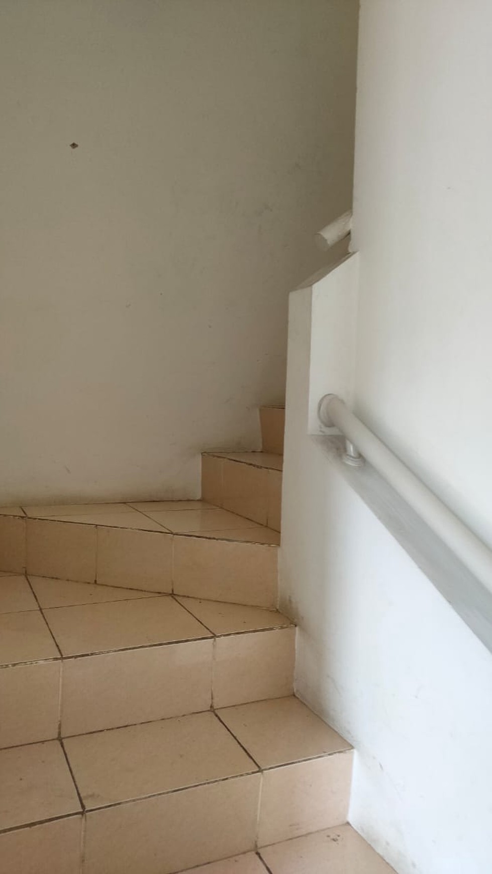 Dijual Ruko Di Kavling Perkebunan, Diirjen perkebunan - Karawaci Tangerang