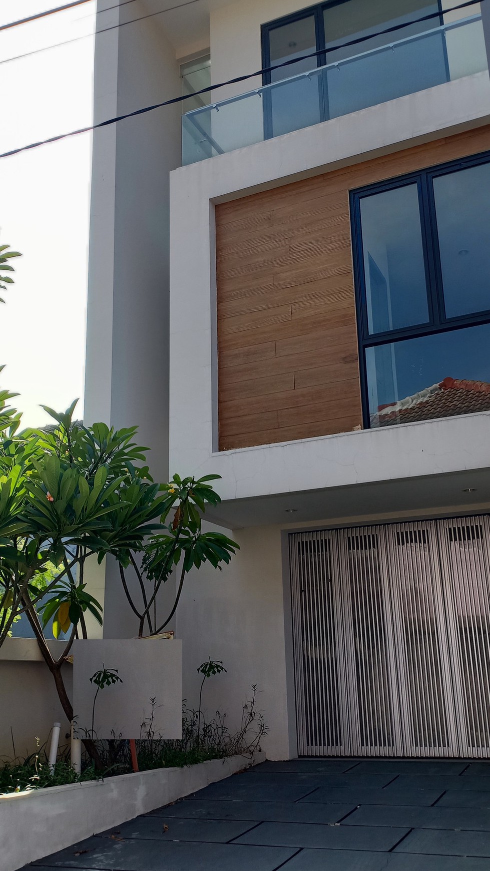 Rumah Dijual Klampis Semolo Tengah Surabaya