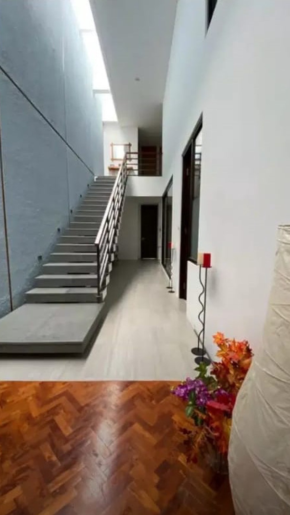 RUMAH MEWAH, Siap Huni, dan Hunian Asri @Mertilang, Bintaro