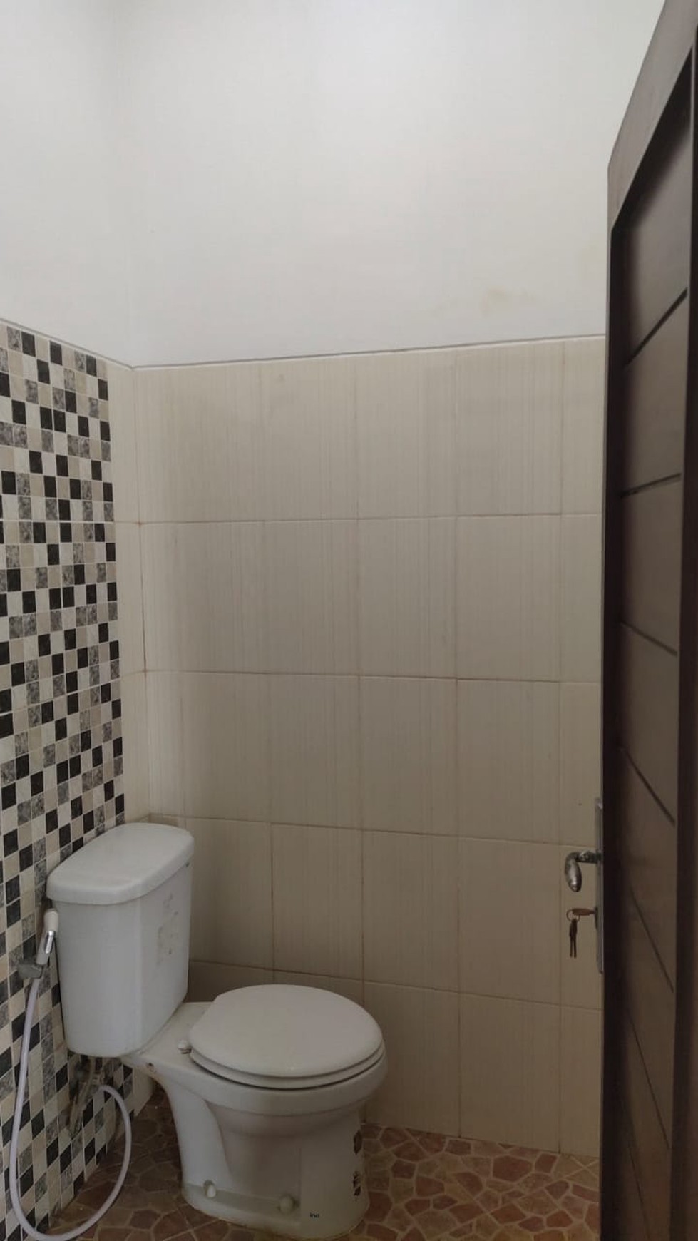 RUMAH MINIMALIS DI PERUM PURI GARDENIA, BANGUNJIWO, BANTUL