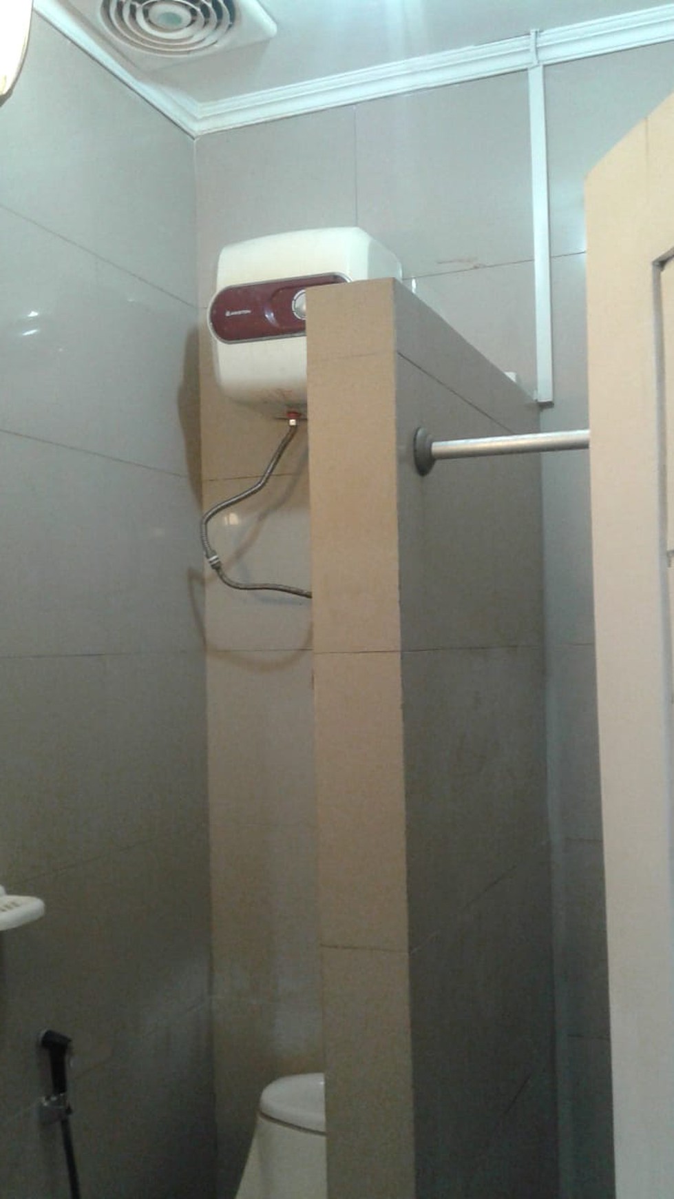Disewakan rumah dijl pinang emas, pondok pinang, jaksel