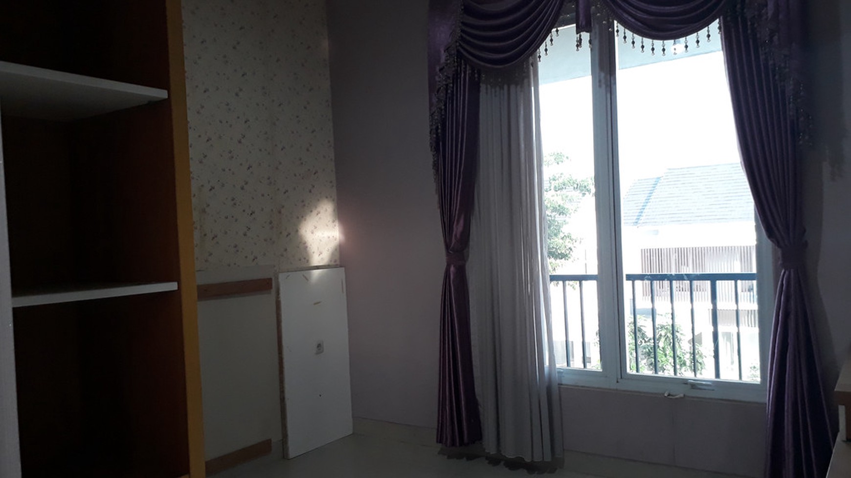 Di jual rumah nyaman dalam cluster Grand Wisata, Bekasi