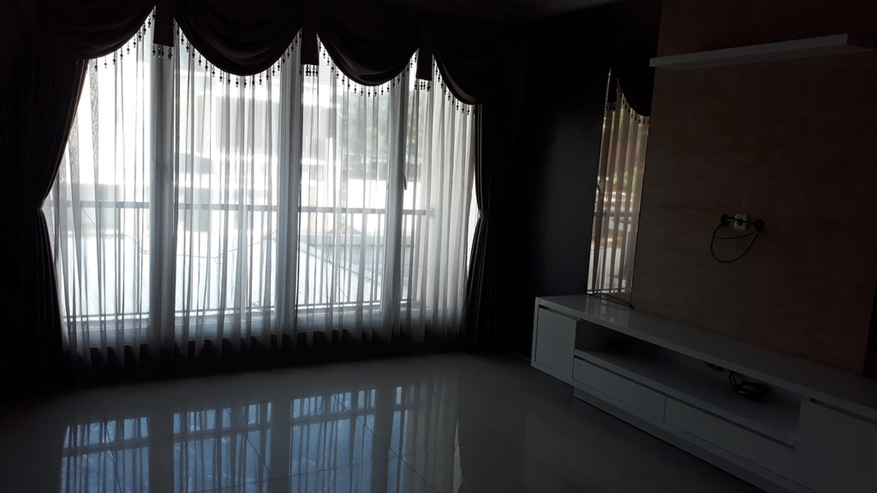 Di jual rumah nyaman dalam cluster Grand Wisata, Bekasi