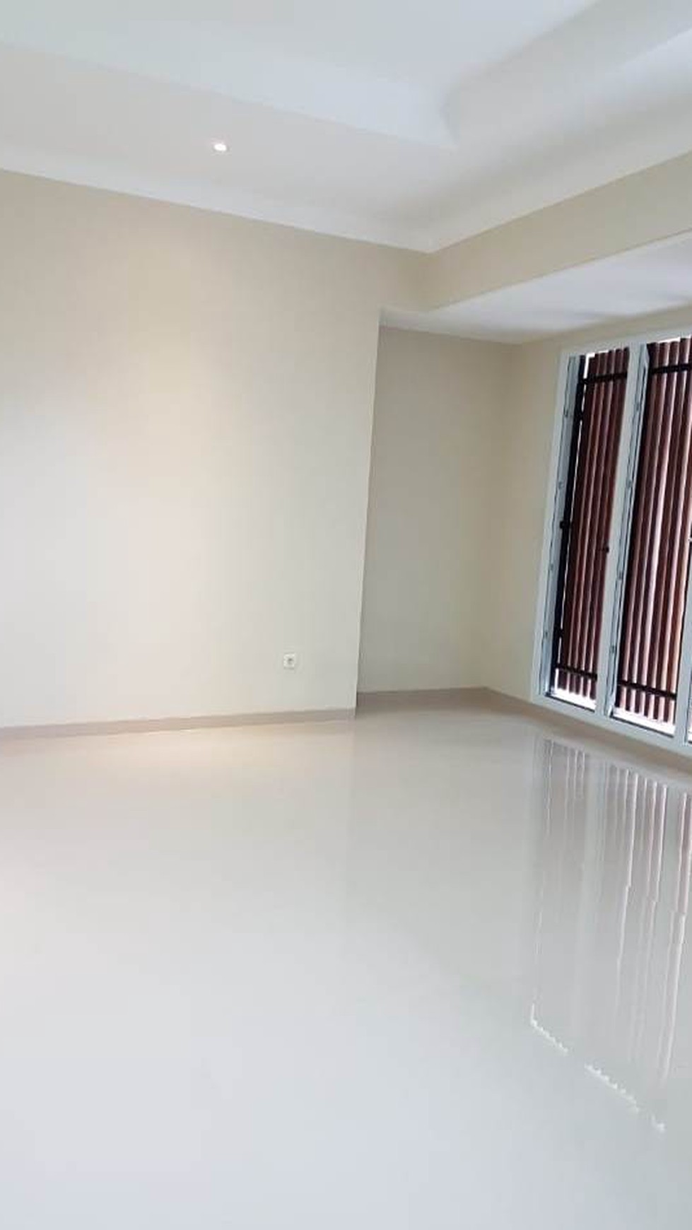 Rumah siap huni di Bintaro Jaya 9