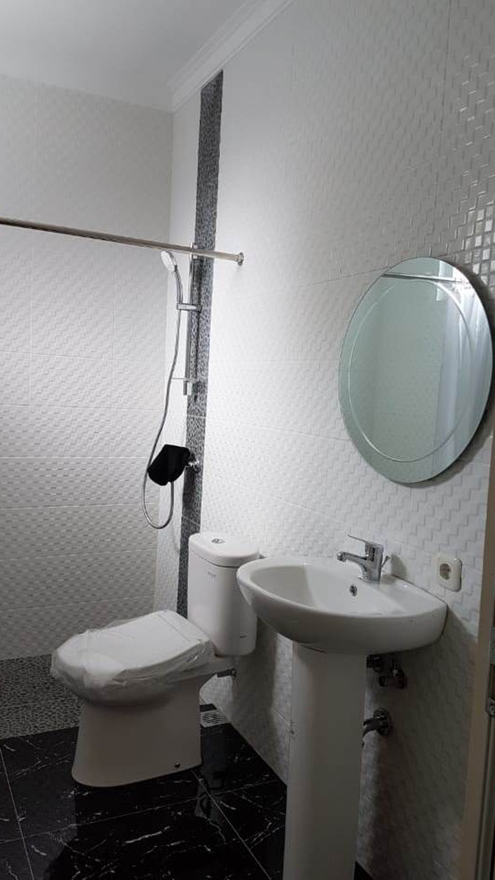 Rumah siap huni di Bintaro Jaya 9