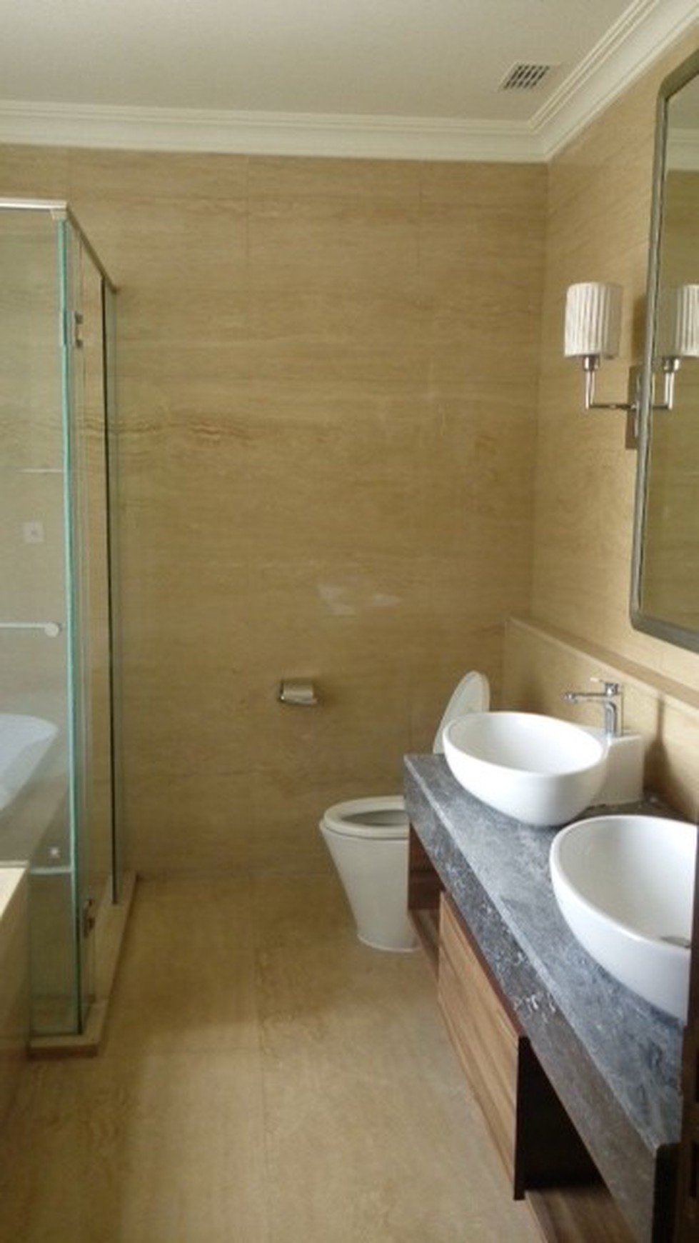 Apartemen Mewah Botanica Simprug 2+1 Bedrooms