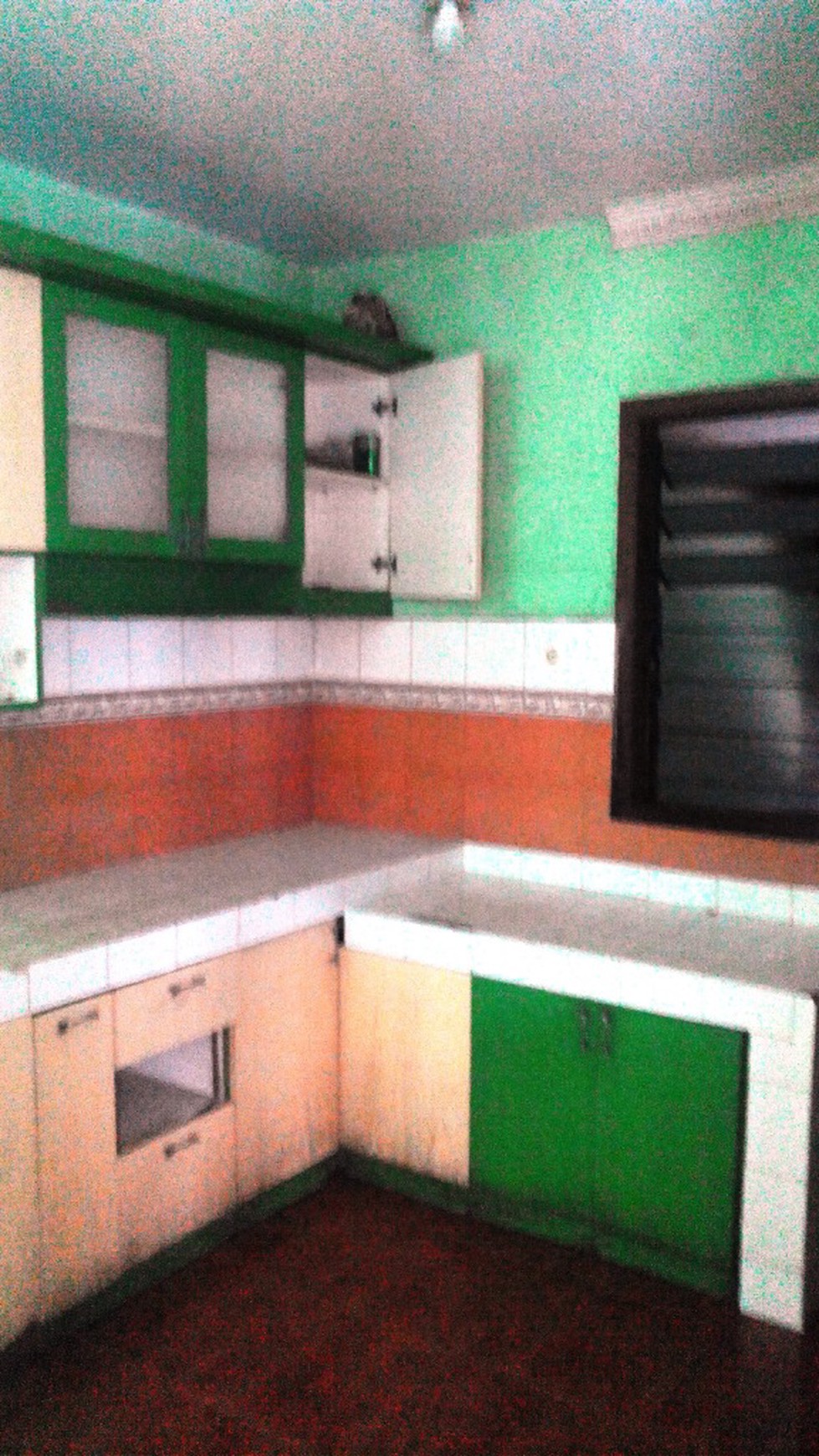 HOT SALE !!! Rumah Siap Huni, Hunian Nyaman dan Asri @Bintaro